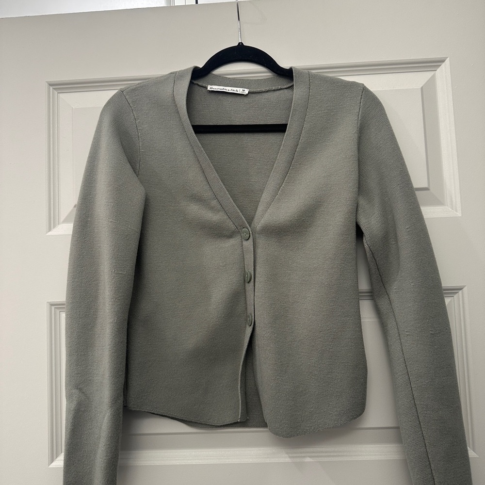 Abercrombie & Fitch Gray Cardigan Sweater